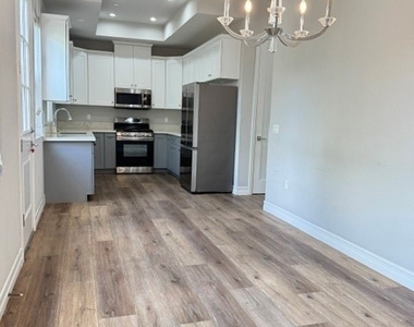 9042 Rancho Real Road - Photo Thumbnail 5