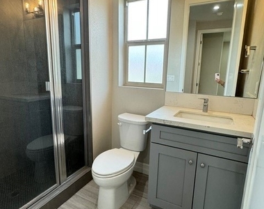 9042 Rancho Real Road - Photo Thumbnail 4