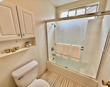3835 Yorkshire - Photo Thumbnail 32