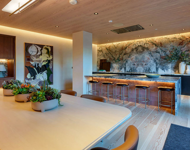 700 Broadway - Photo Thumbnail 18