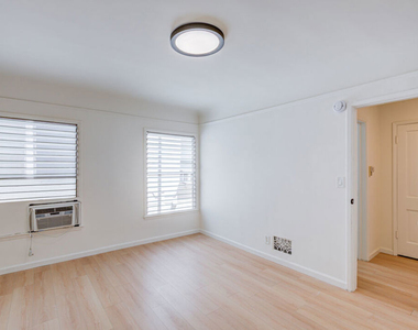 143 S Canon Drive - Photo Thumbnail 10