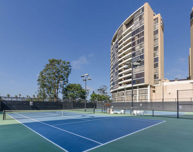 4265 Marina City Drive - Photo Thumbnail 33