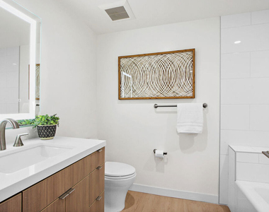 1025 Ocean Avenue - Photo Thumbnail 11