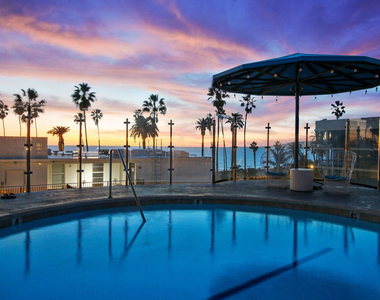 1025 Ocean Avenue - Photo Thumbnail 13