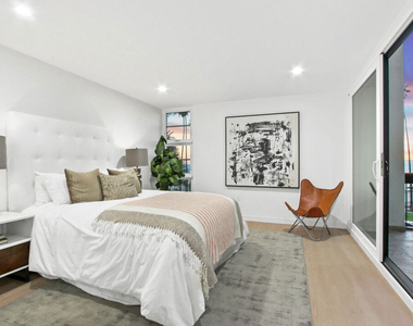 1025 Ocean Avenue - Photo Thumbnail 6