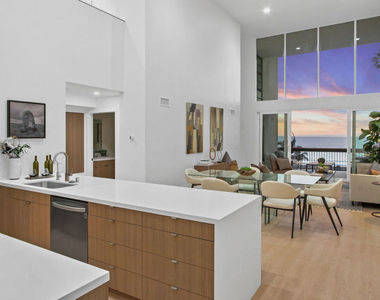 1025 Ocean Avenue - Photo Thumbnail 4