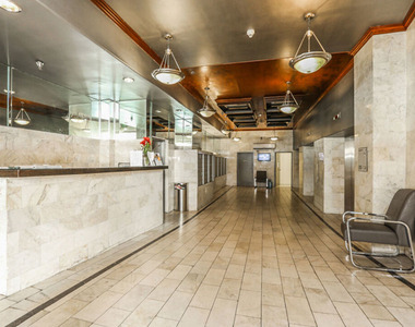 312 W 5th Street - Photo Thumbnail 16