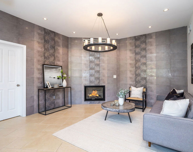 941 N Norman Place - Photo Thumbnail 67