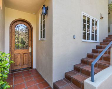 941 N Norman Place - Photo Thumbnail 16