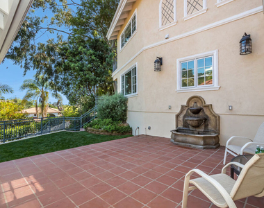 941 N Norman Place - Photo Thumbnail 62