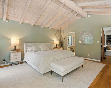 1853 Nichols Canyon Road - Photo Thumbnail 15