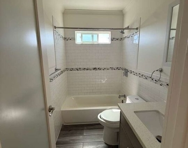 6821 Ben Avenue - Photo Thumbnail 17