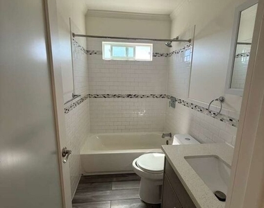 6821 Ben Avenue - Photo Thumbnail 18