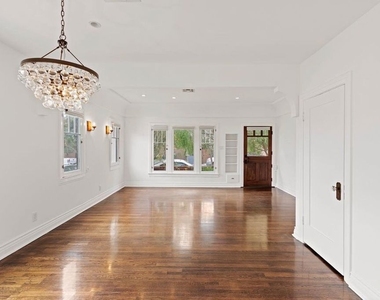 228 Rennie Avenue - Photo Thumbnail 5