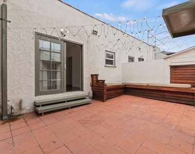 228 Rennie Avenue - Photo Thumbnail 20
