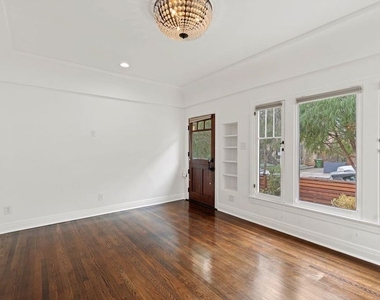 228 Rennie Avenue - Photo Thumbnail 14