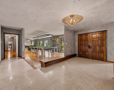 1133 Somera Road - Photo Thumbnail 6