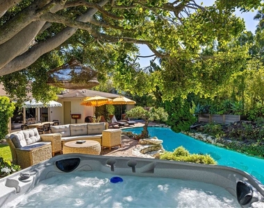 1133 Somera Road - Photo Thumbnail 2