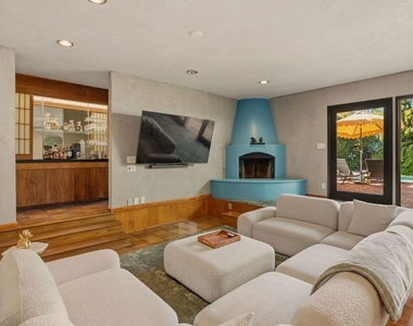 1133 Somera Road - Photo Thumbnail 17
