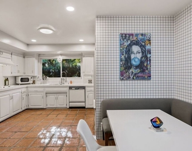1133 Somera Road - Photo Thumbnail 12