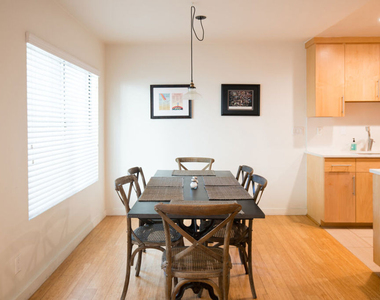 931 N Alfred Street - Photo Thumbnail 10