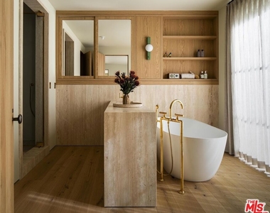3274 Oakdell Road - Photo Thumbnail 14