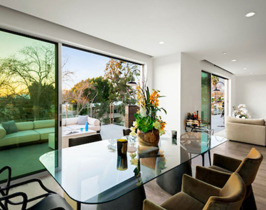728 N Sweetzer Avenue - Photo Thumbnail 22