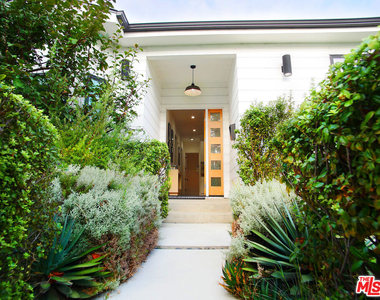 3744 Somerset Drive - Photo Thumbnail 26