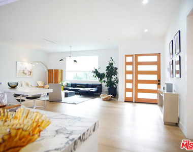 3744 Somerset Drive - Photo Thumbnail 1