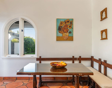 3453 Coast View Drive - Photo Thumbnail 12