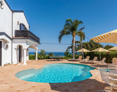 3453 Coast View Drive - Photo Thumbnail 8