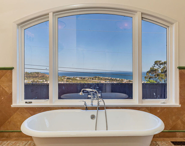 3453 Coast View Drive - Photo Thumbnail 18