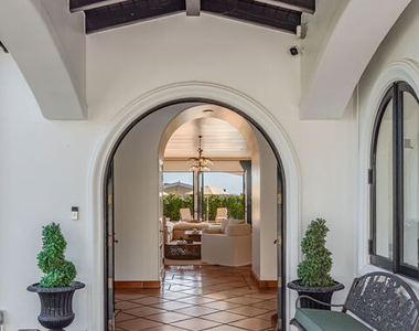 3453 Coast View Drive - Photo Thumbnail 3