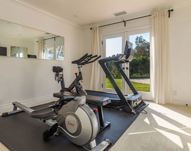 3453 Coast View Drive - Photo Thumbnail 27