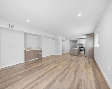 8532 Cashio Street - Photo Thumbnail 8