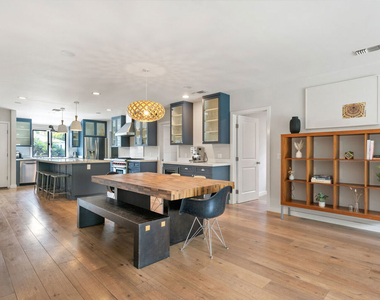 12939 Dickens Street - Photo Thumbnail 8