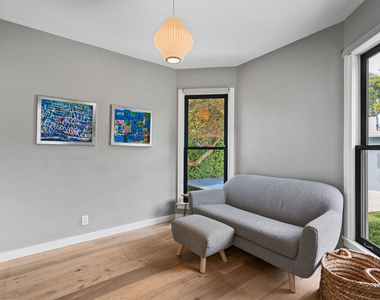 12939 Dickens Street - Photo Thumbnail 14