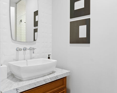 12939 Dickens Street - Photo Thumbnail 18
