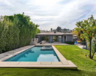12939 Dickens Street - Photo Thumbnail 23