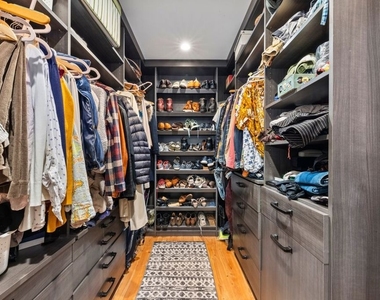 6052 W 76th Street - Photo Thumbnail 10