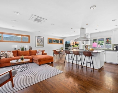 6052 W 76th Street - Photo Thumbnail 2