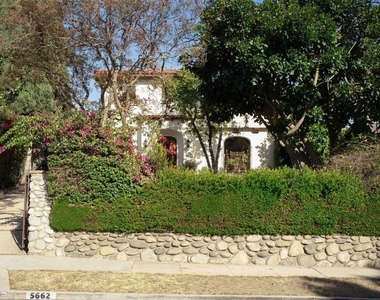 5662 Berkshire Drive - Photo Thumbnail 34