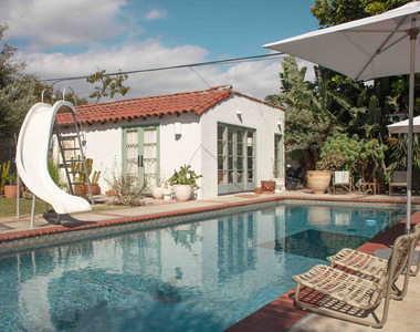 5662 Berkshire Drive - Photo Thumbnail 24