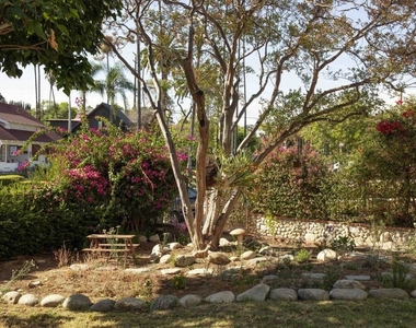 5662 Berkshire Drive - Photo Thumbnail 32