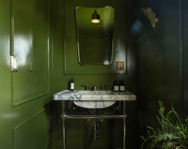 5662 Berkshire Drive - Photo Thumbnail 14