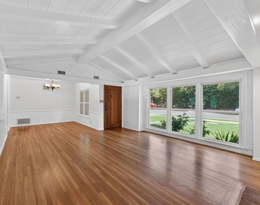 21309 Ibanez Avenue - Photo Thumbnail 9