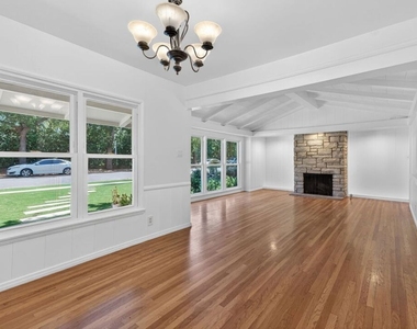 21309 Ibanez Avenue - Photo Thumbnail 8