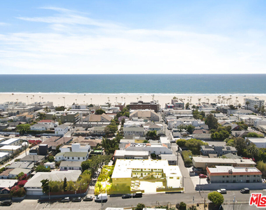 119 Paloma Avenue - Photo Thumbnail 3