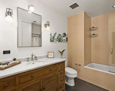 460 S Spring Street - Photo Thumbnail 11