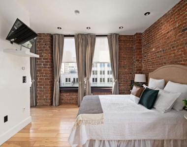 460 S Spring Street - Photo Thumbnail 7